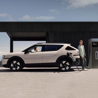 Los vehículos FCEV de hidrógeno de Hyundai: pioneros en el pasado, líderes en el presente, forjadores del futuro.